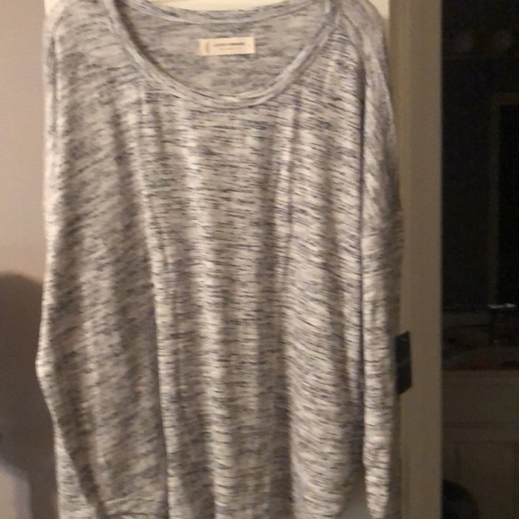 Lucky brand Black and white fleck shirt stretchy and super soft New with tags - Picture 9 of 10